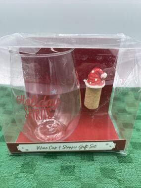 Holiday Spirits Wine Cup & Stopper Gift Set. Comes w/ 15 oz Wine Glass & Stopper